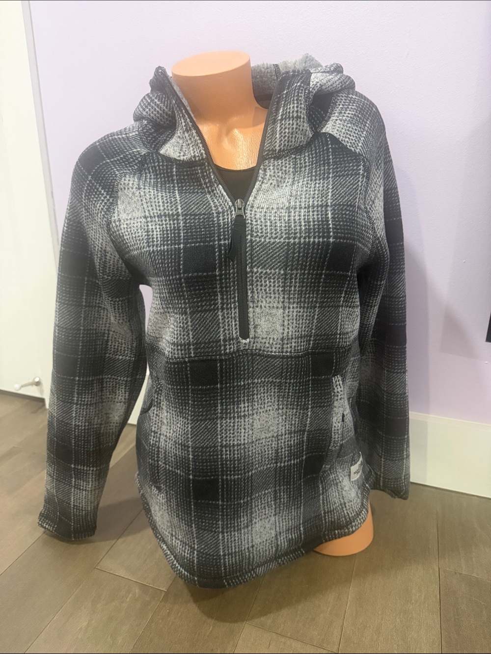 The North Face Black and Gray Plaid Half-Zip Hoodie Sweater. Medium